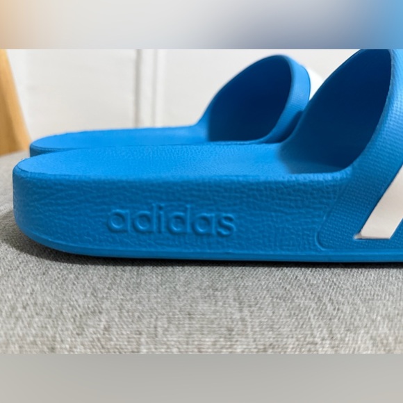 Adidas Adilette Aqua Slides FY8047 Blue White Men’s Sandals Comfort US 9 - Picture 5 of 9